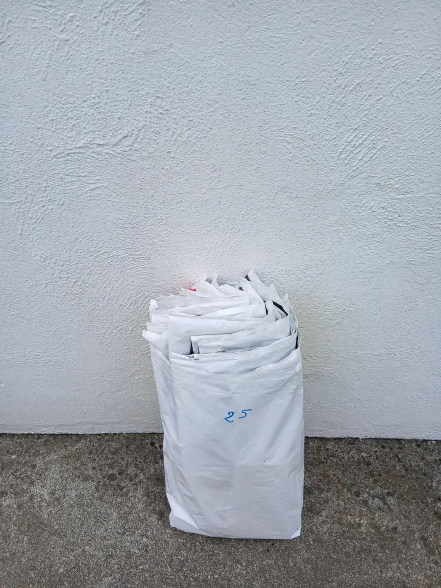 100 Plastic Meal/Feed Bags - Image 1