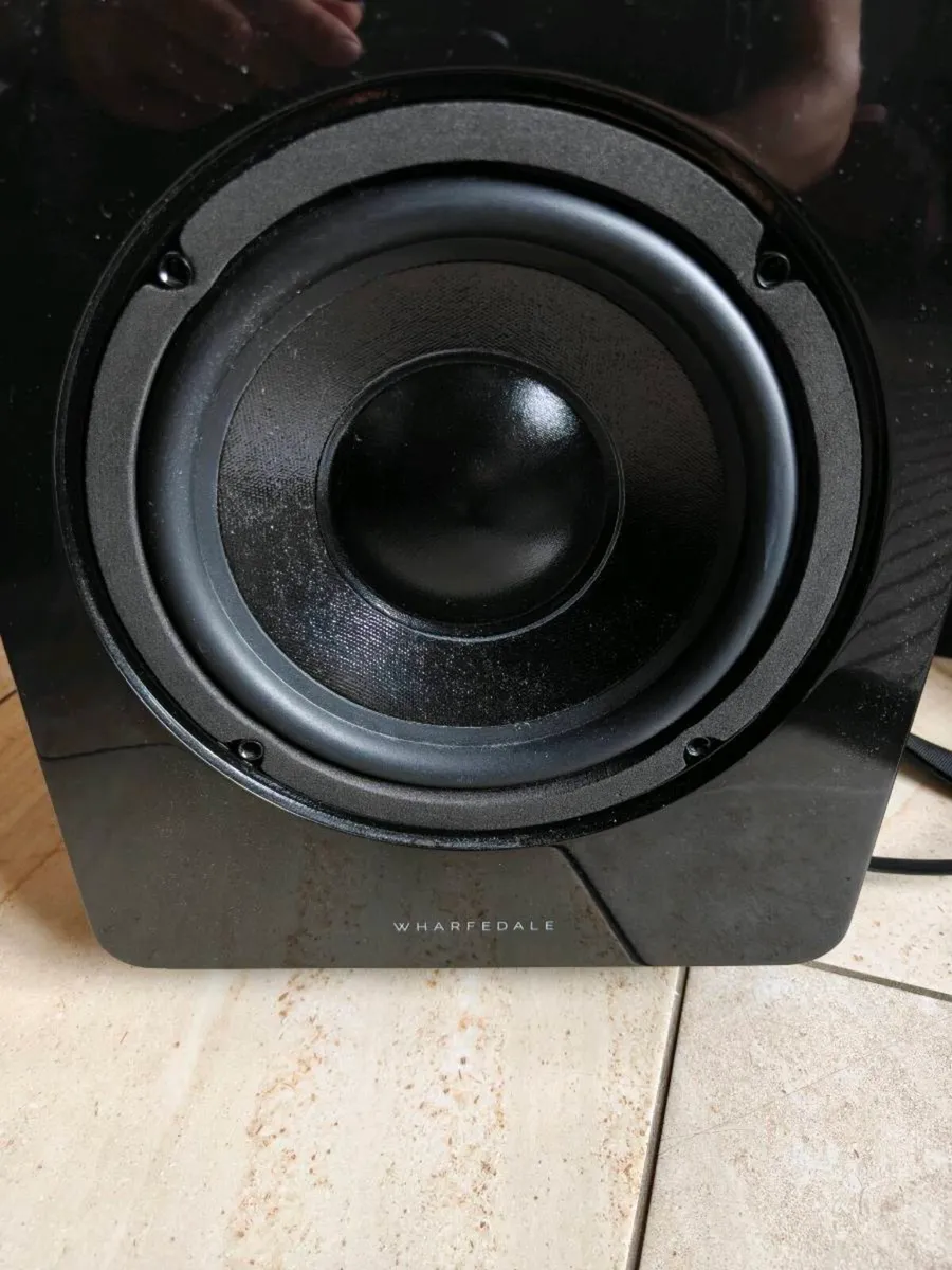 Subwoofer (Not working) - Image 1
