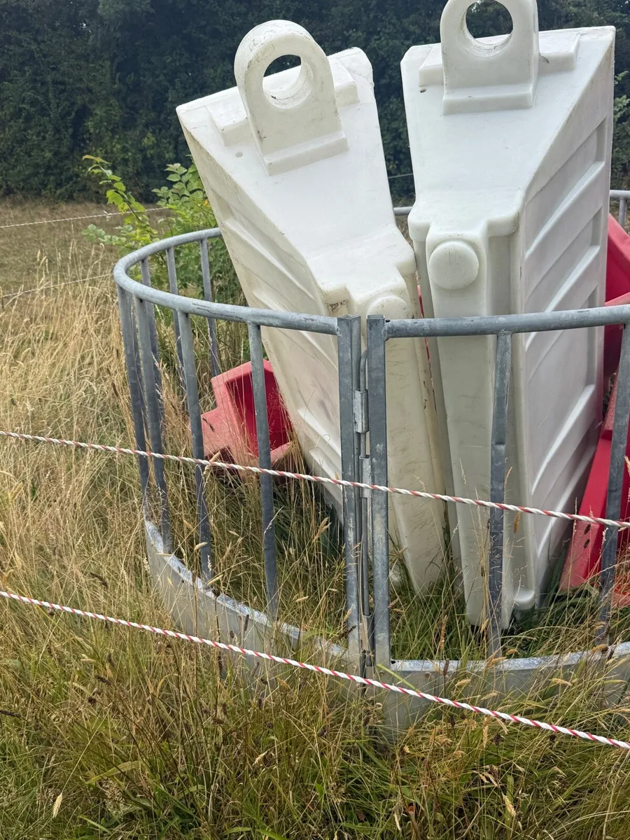 Sheep round feeder - Image 2