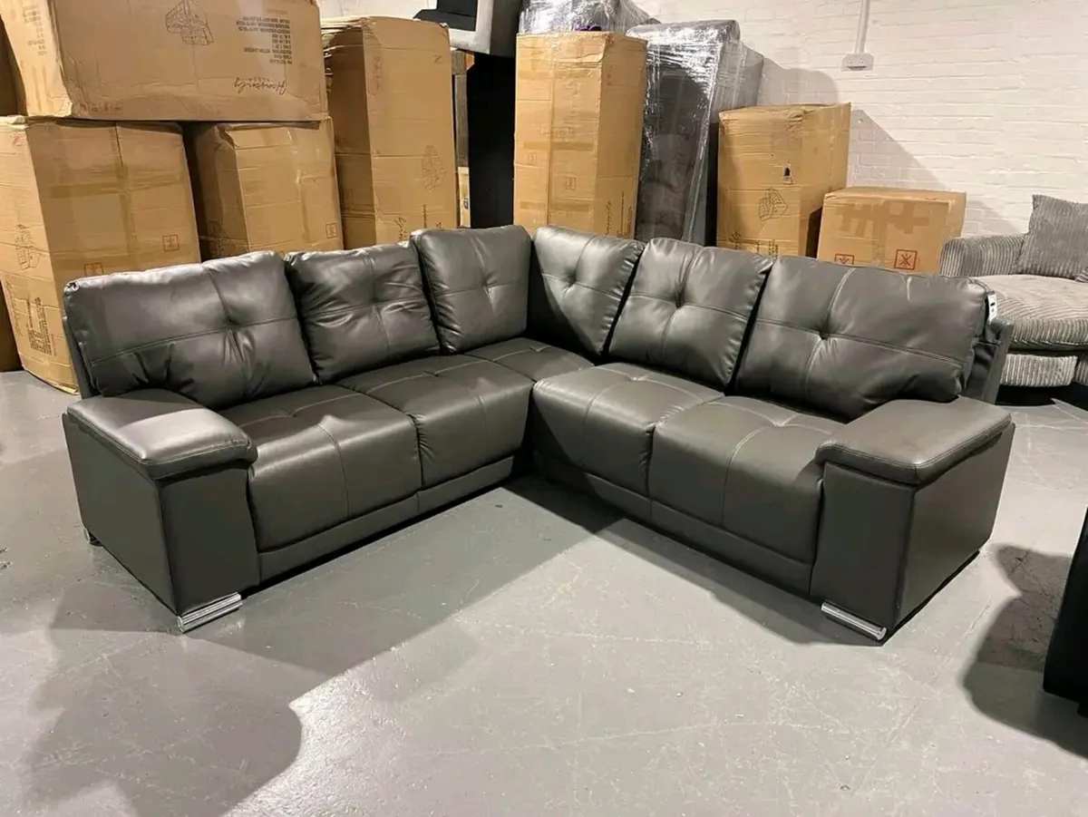 Hanson Leather Fullback Cushions Sofa Set - Image 1
