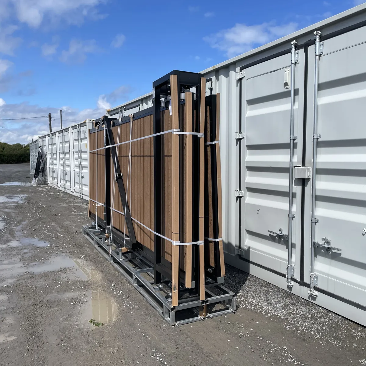 New 16ft Electric Sliding Gate**Online Auction** - Image 4