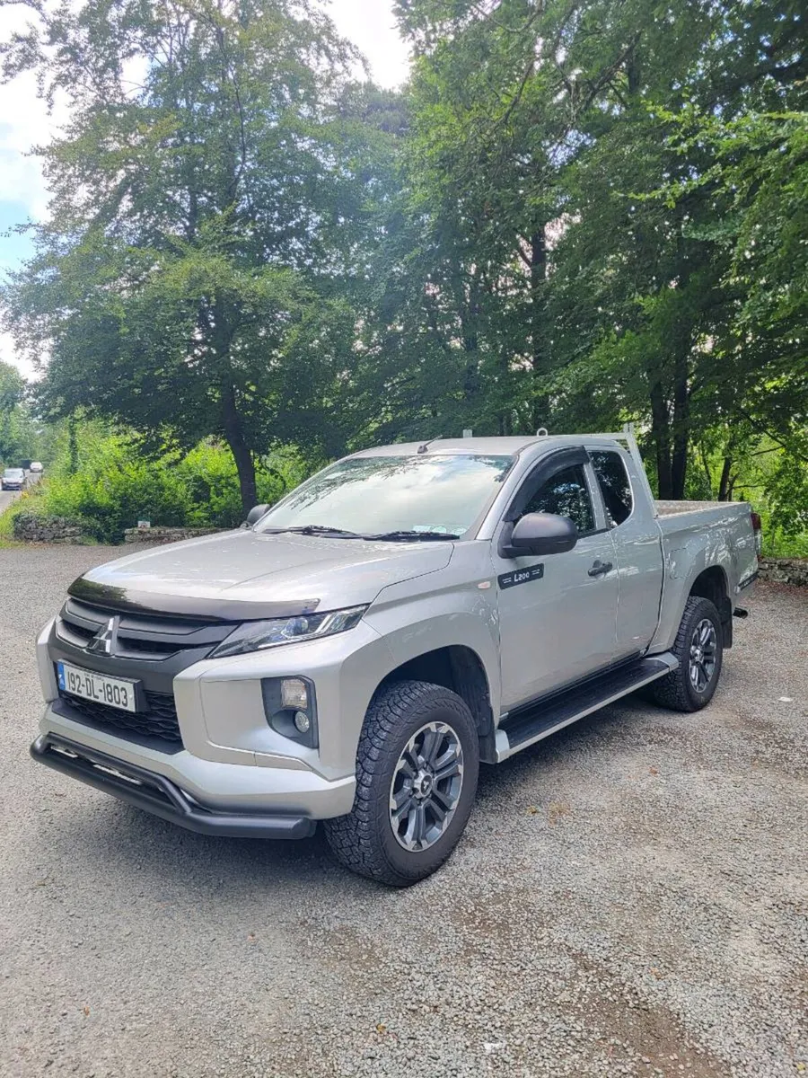 Mitsubishi l200 - Image 1
