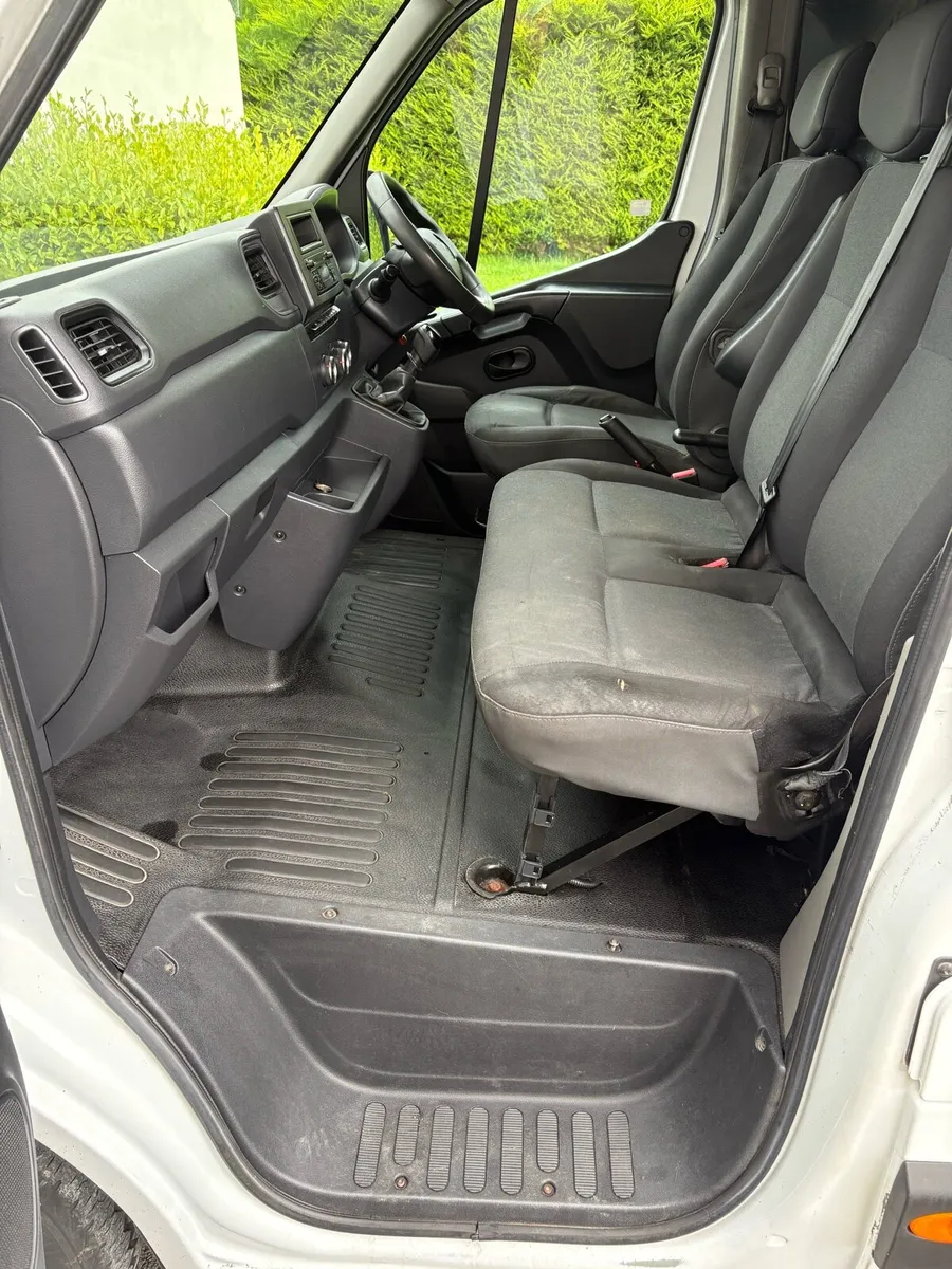 2020 Renault master for sale - Image 4