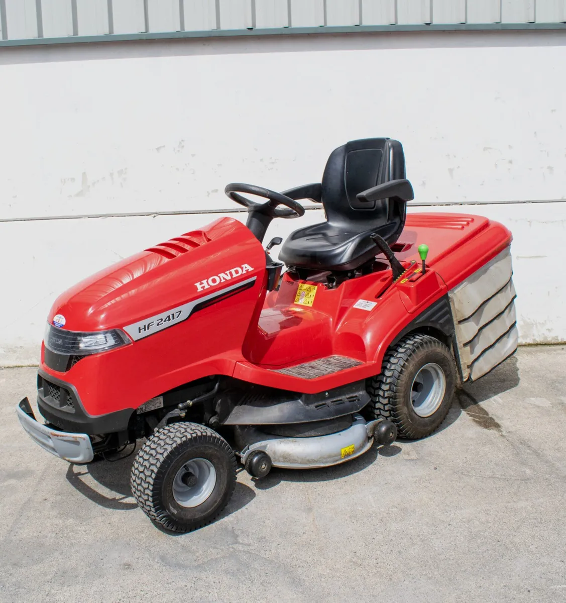 2021 Honda HF2417 Lawnmower - Image 1