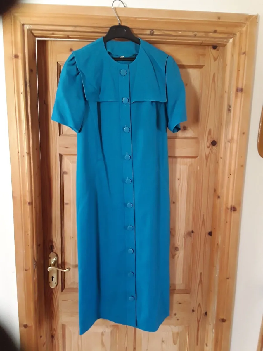Ladies vintage dress - Image 1