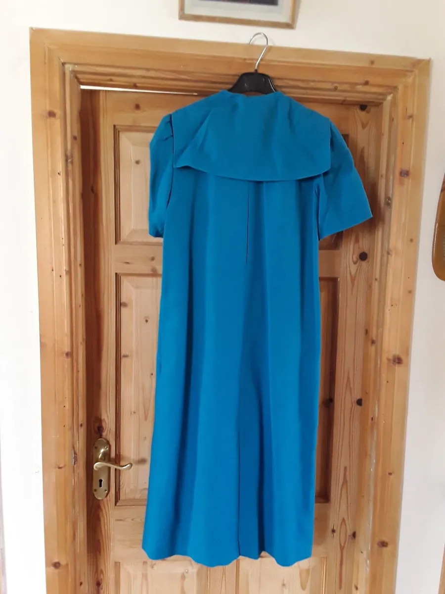 Ladies vintage dress - Image 2