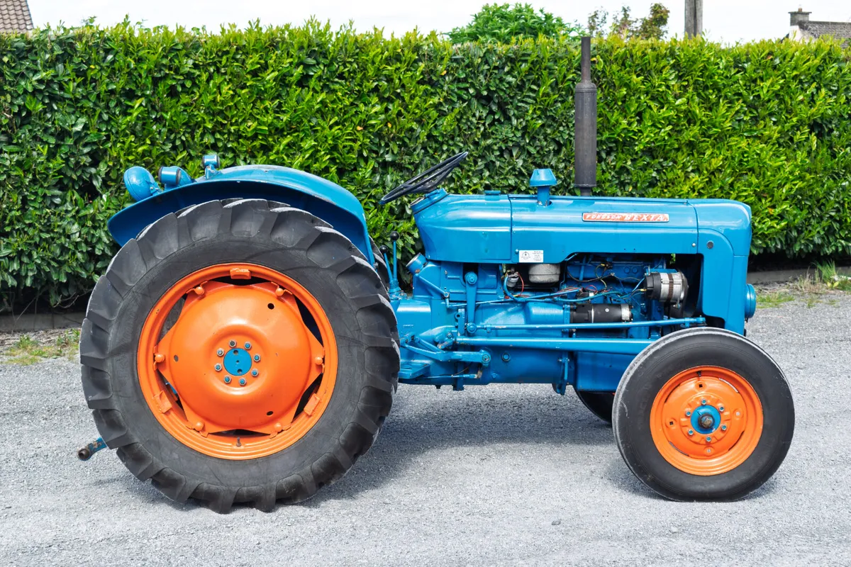 1958 Fordson Dexta Tractor - Image 2