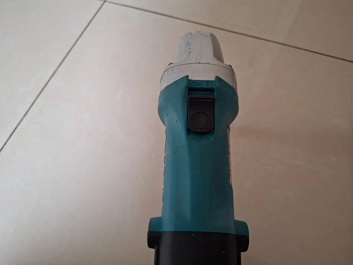 Makita Jn1601 Tin Nibblers 110v - Image 4