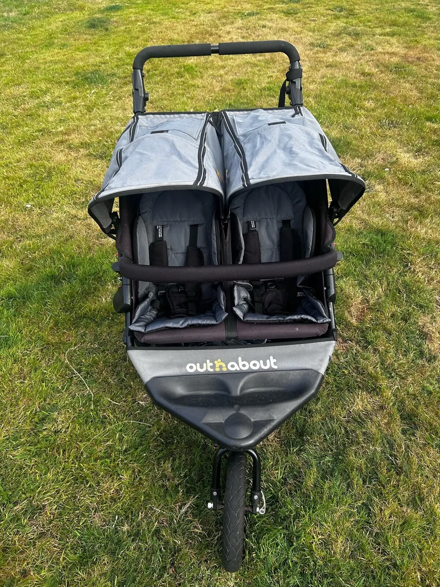 Out N about double buggy with newborn insert. - Image 4