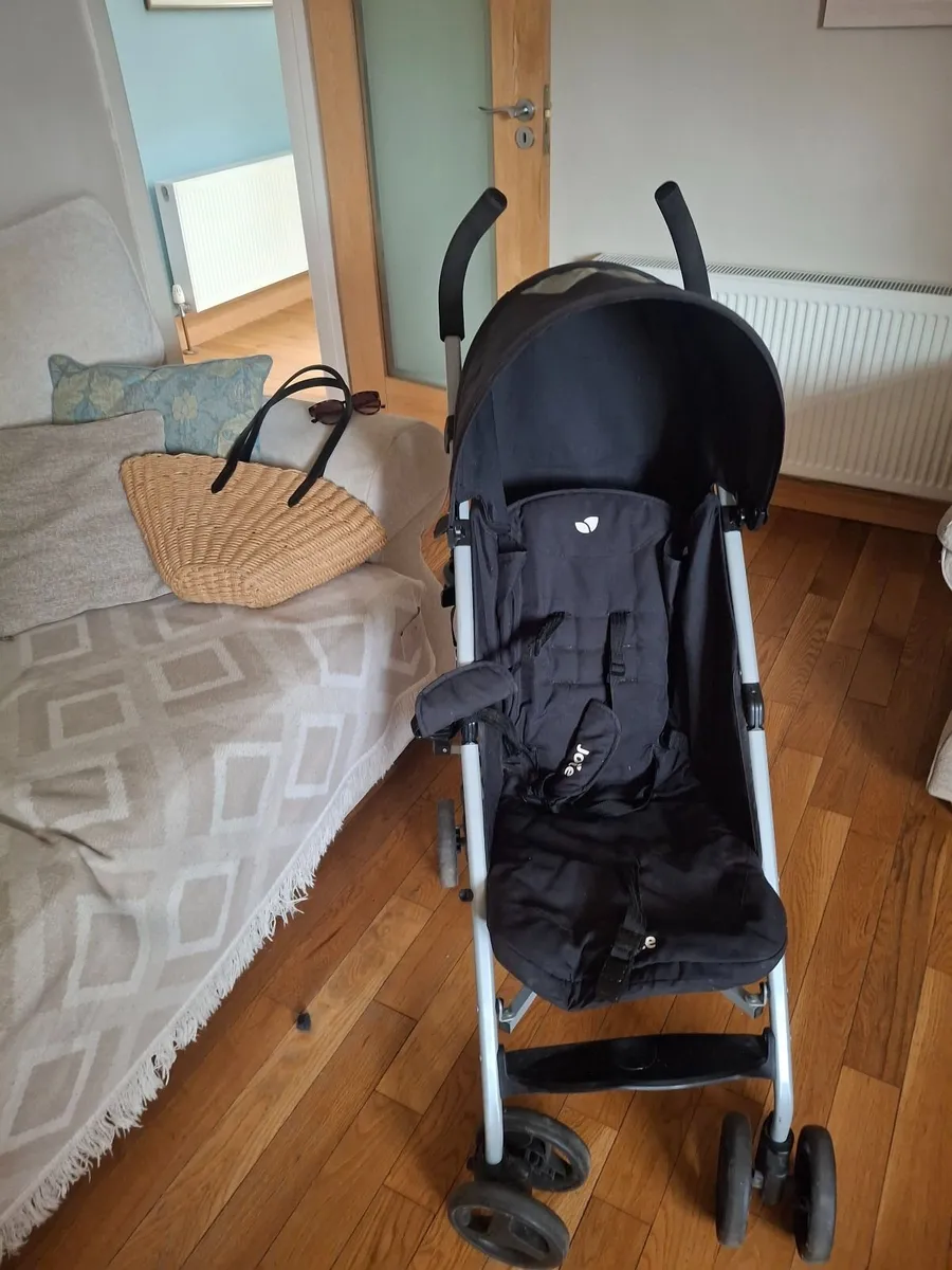 Folding Joie buggy - Image 1