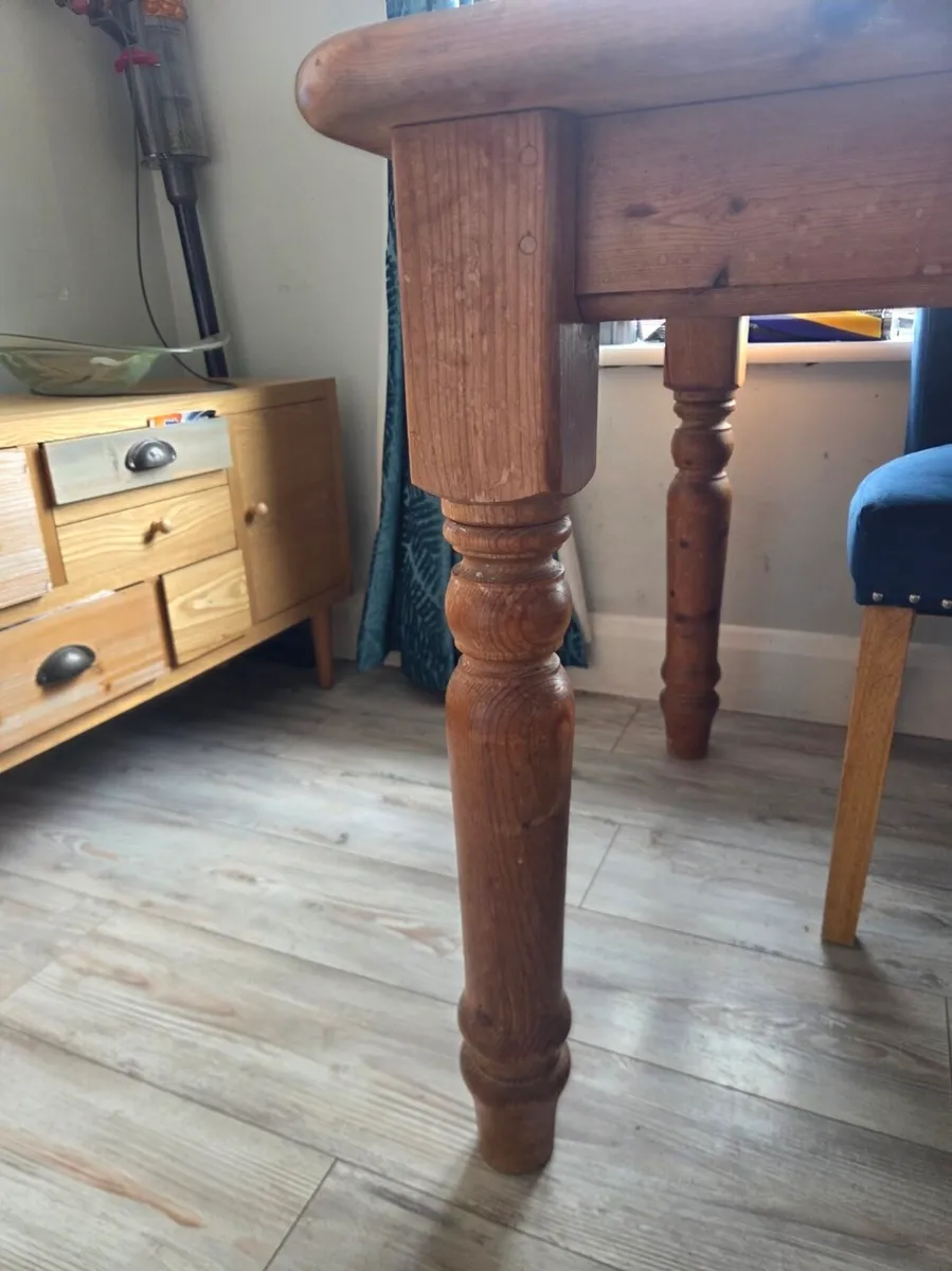 Farmhouse Pine kitchen table - Image 1