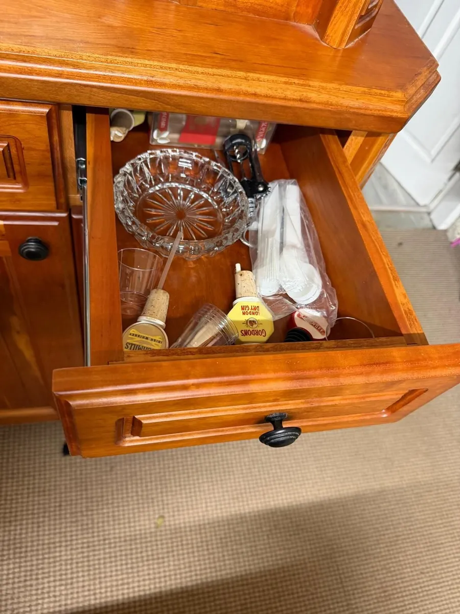 home bar - Image 3