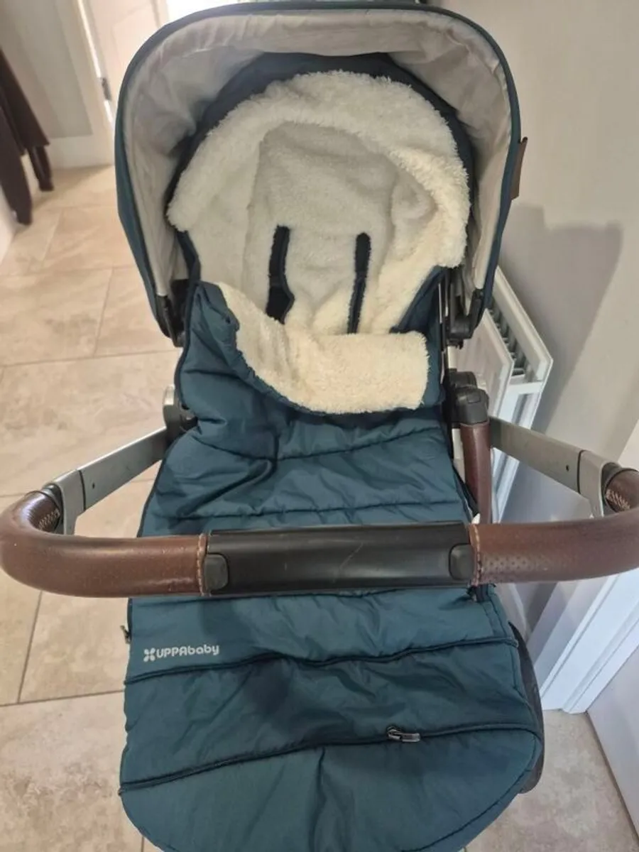 Uppababy Vista V2 - Image 2