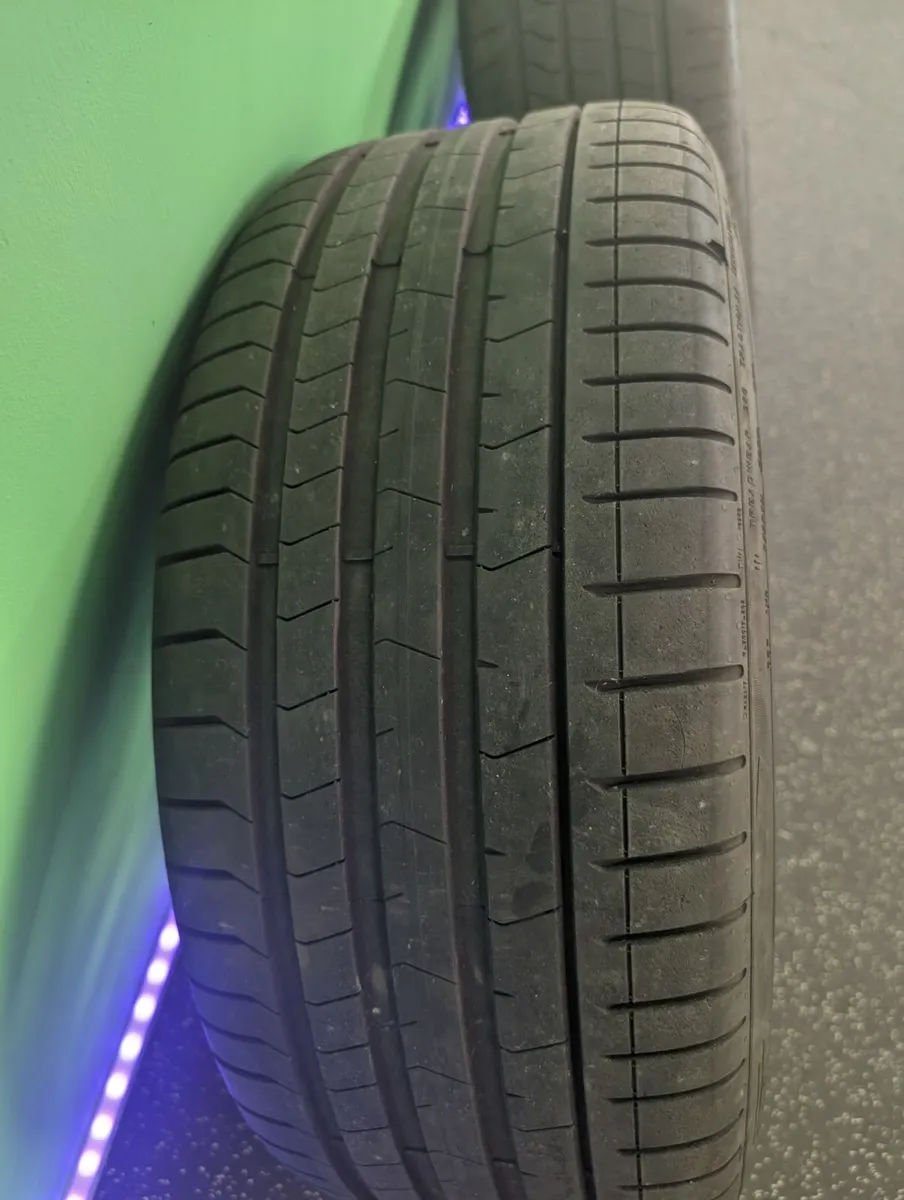 Genuine Mercedes EQE SUV 500 22" AMG Wheels &Tyres - Image 2