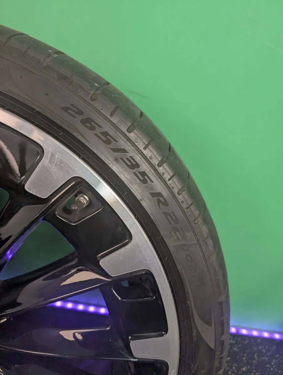 Genuine Mercedes EQE SUV 500 22" AMG Wheels &Tyres - Image 4