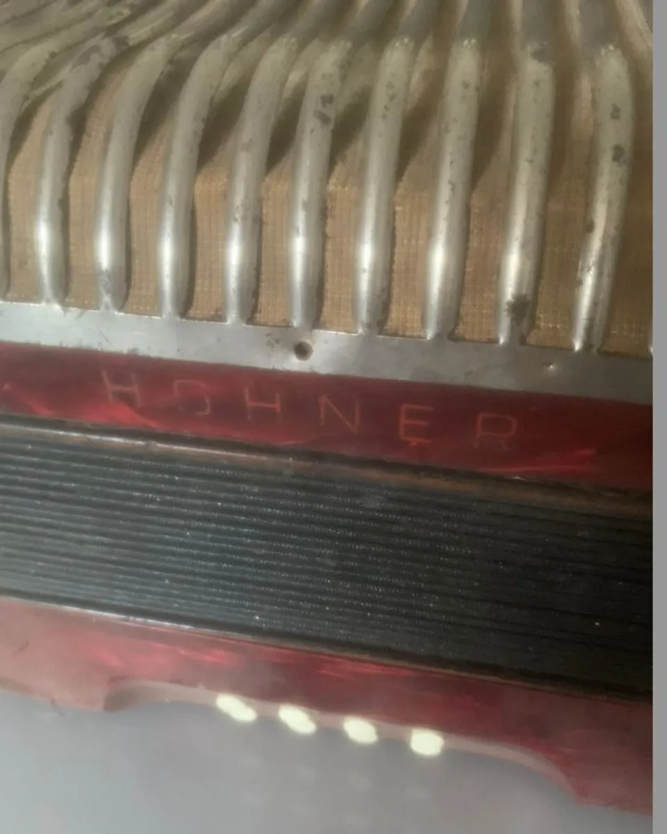 Hohner Accordion - Image 4