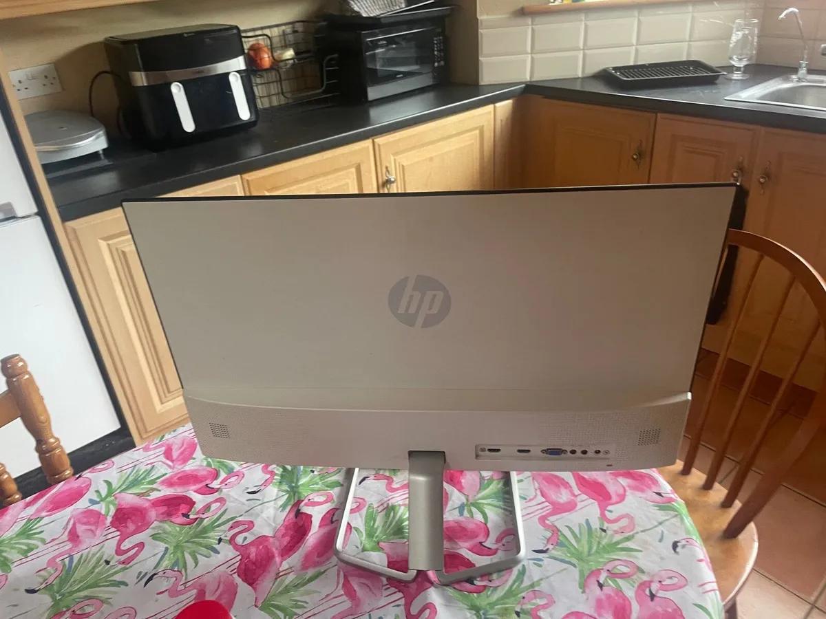 Pc monitor - Image 2
