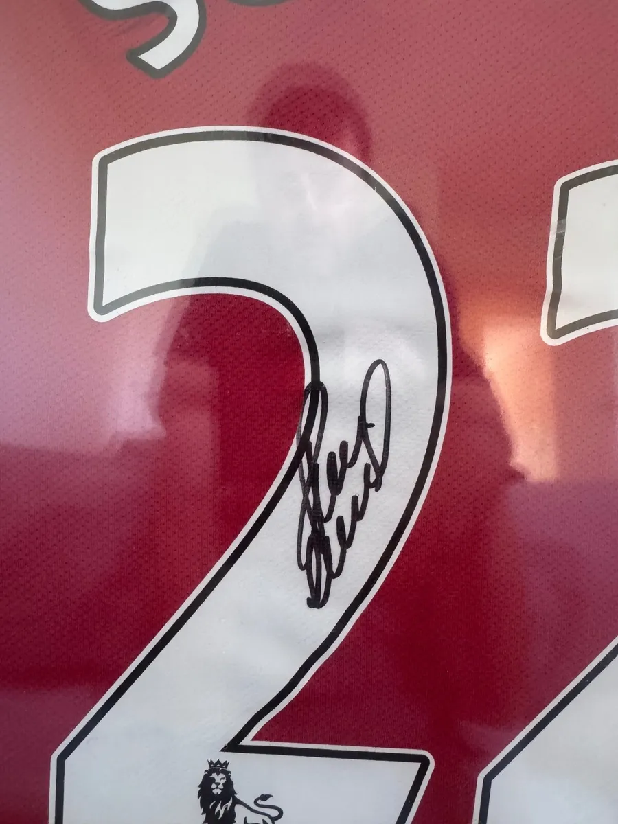 Paul Scholes signed framed Manchester United shirt - Image 3