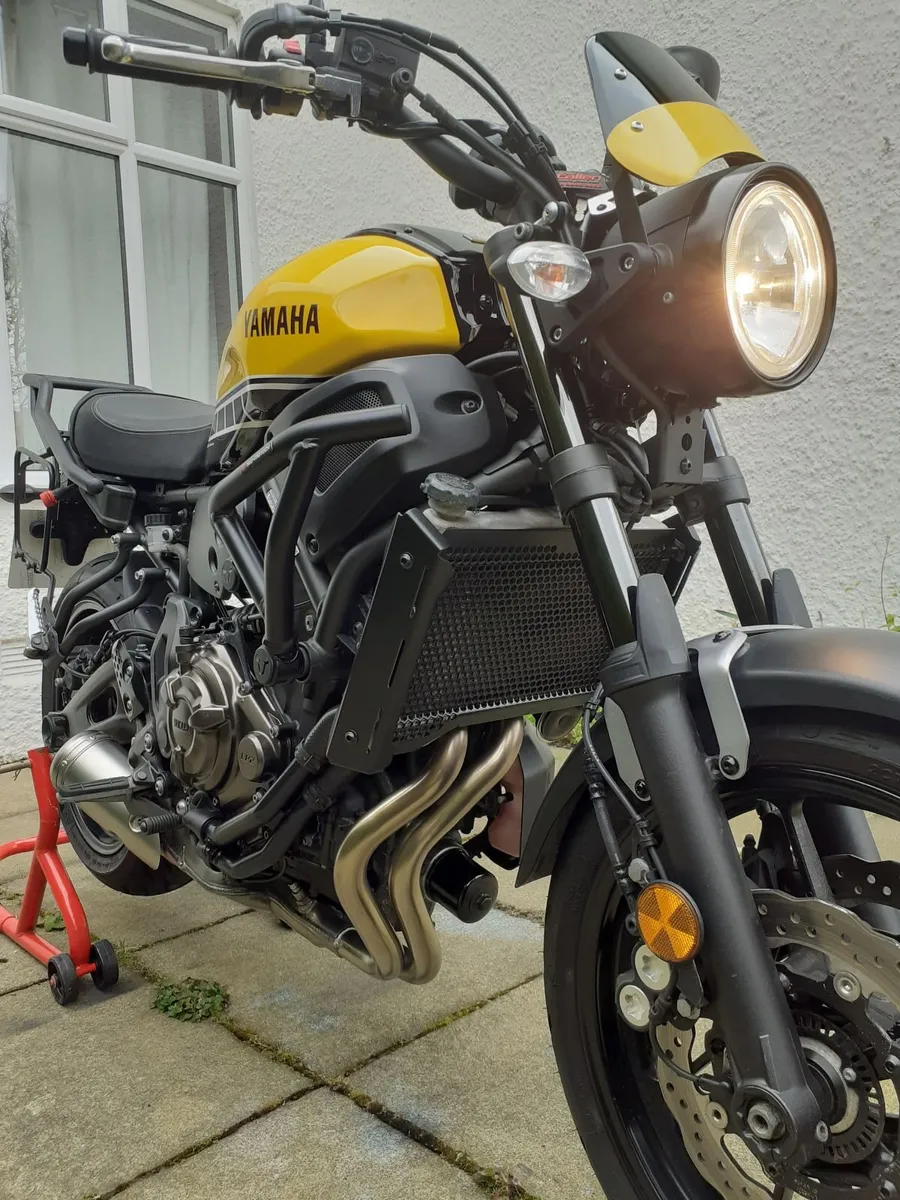 YAMAHA XSR 700 ABS 60th Anniversary - Full Luggage - Image 2