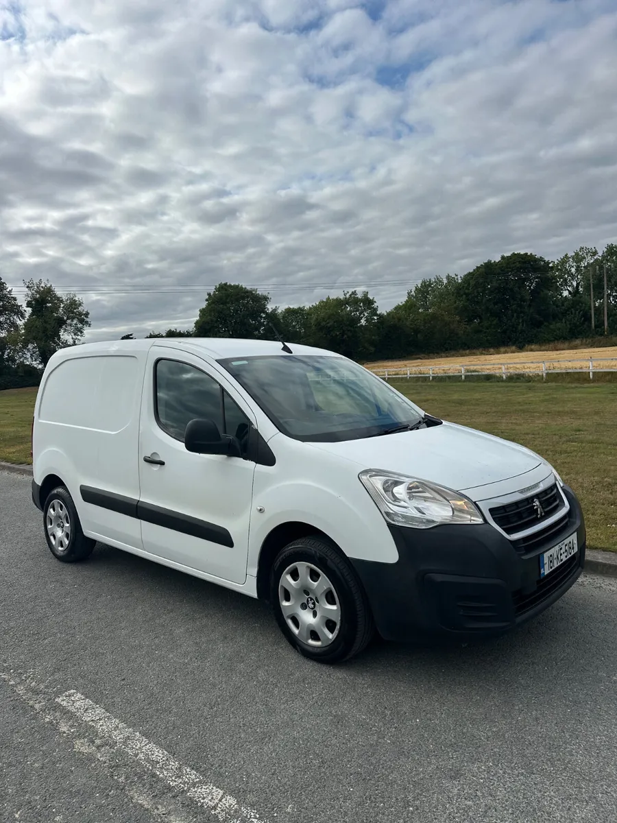 Peugeot Partner 2018 DOE 07/27 - Image 1
