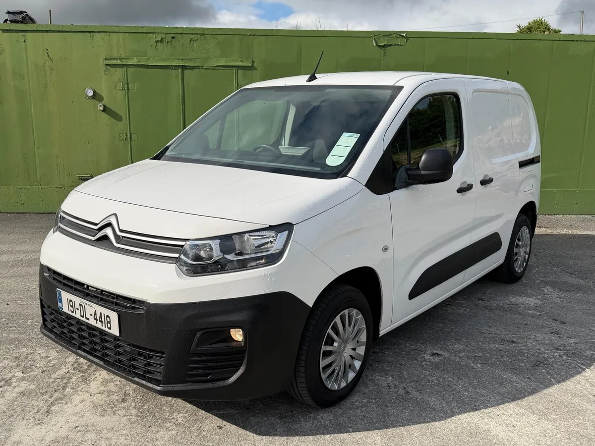 2019 Citroen Berlingo 1.6 (3 seats) - Image 2