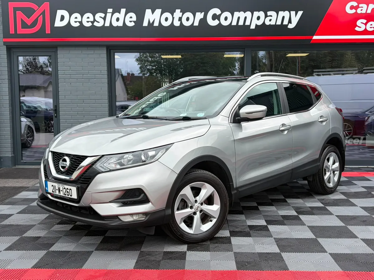(211) Nissan Qashqai Commercial//Panoramic Roof - Image 1