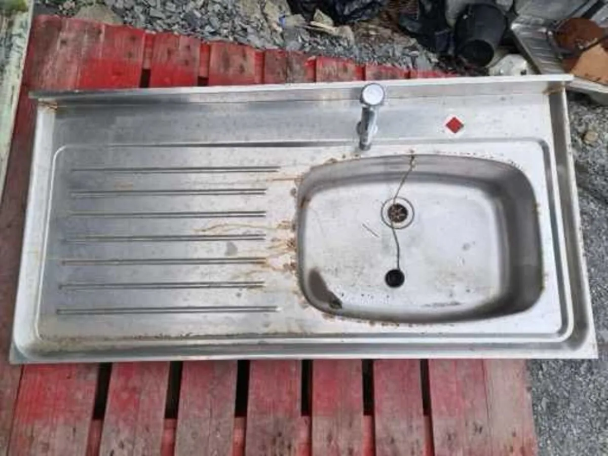 Selection of Stainless steel sinks with taps 100cm - Image 2