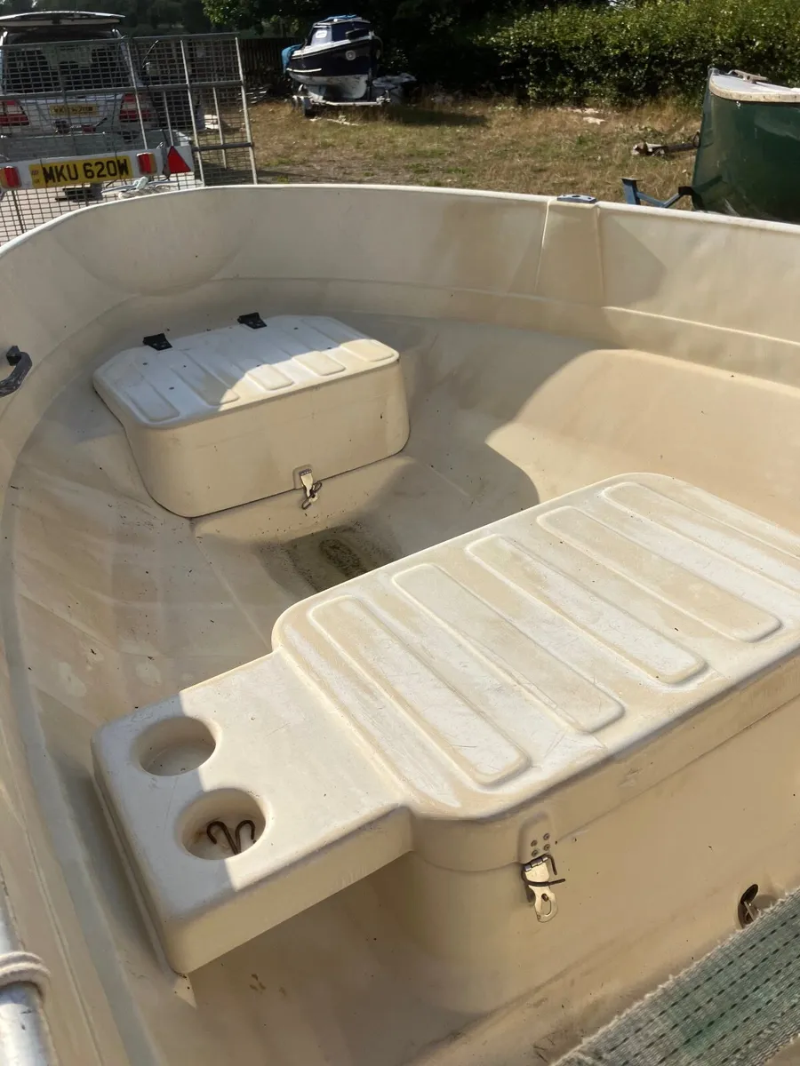 FISHING BOAT SEATS 4  OPEN BOAT UNSINKABLE - Image 2