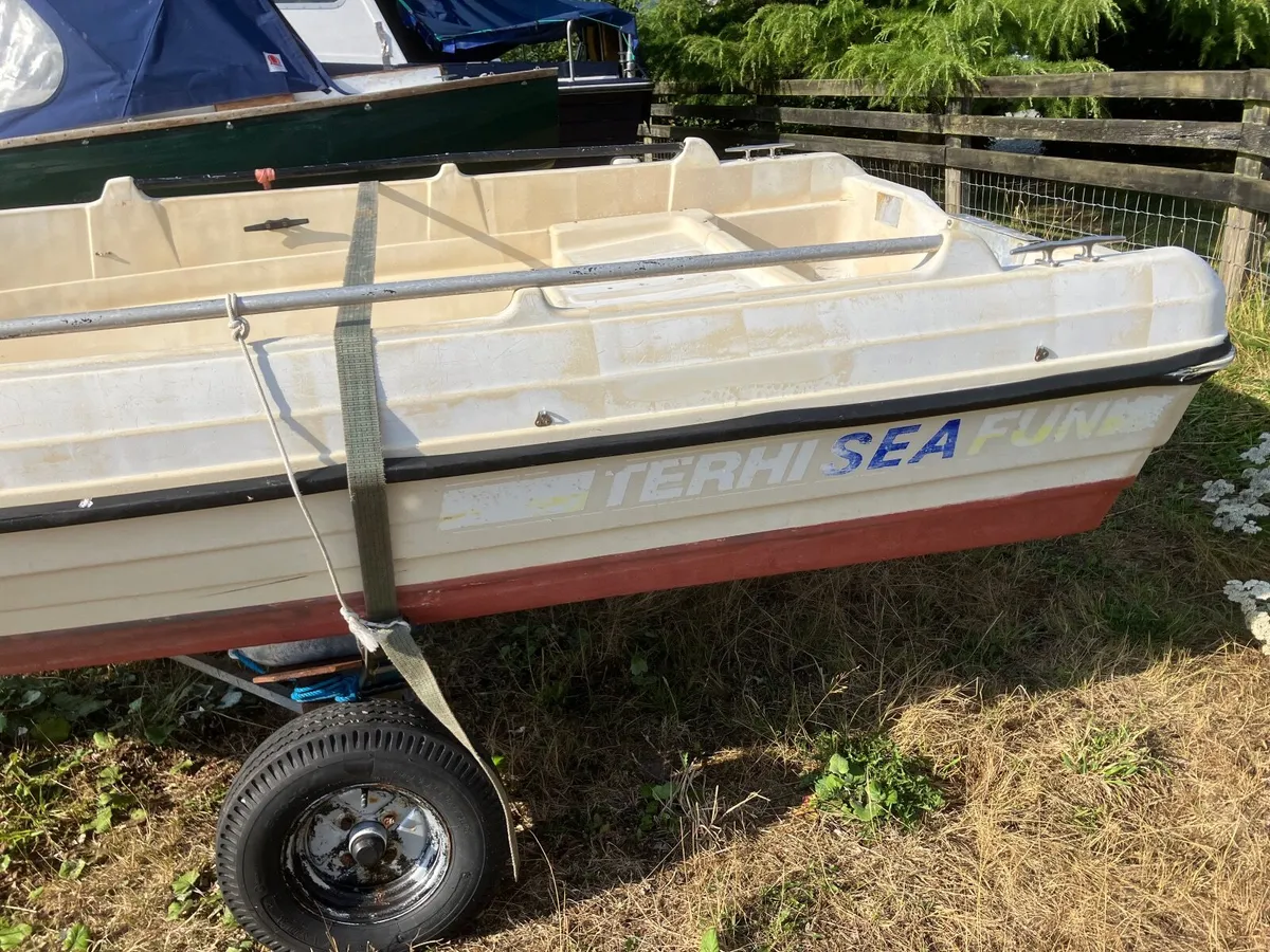 FISHING BOAT SEATS 4  OPEN BOAT UNSINKABLE - Image 3