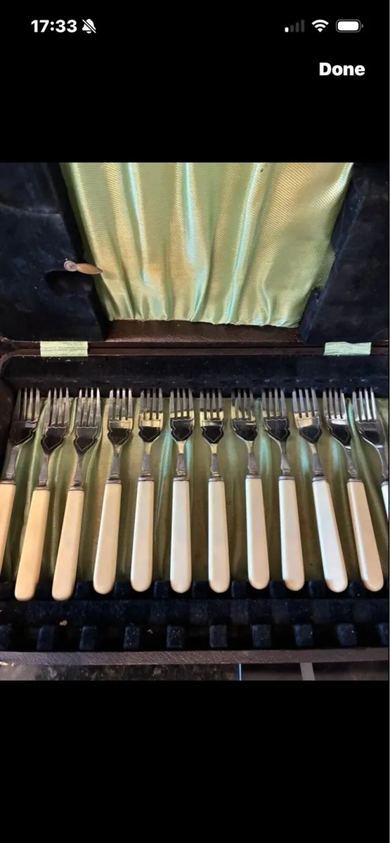 Antique 26 Piece EPNS Fish Set - Image 2