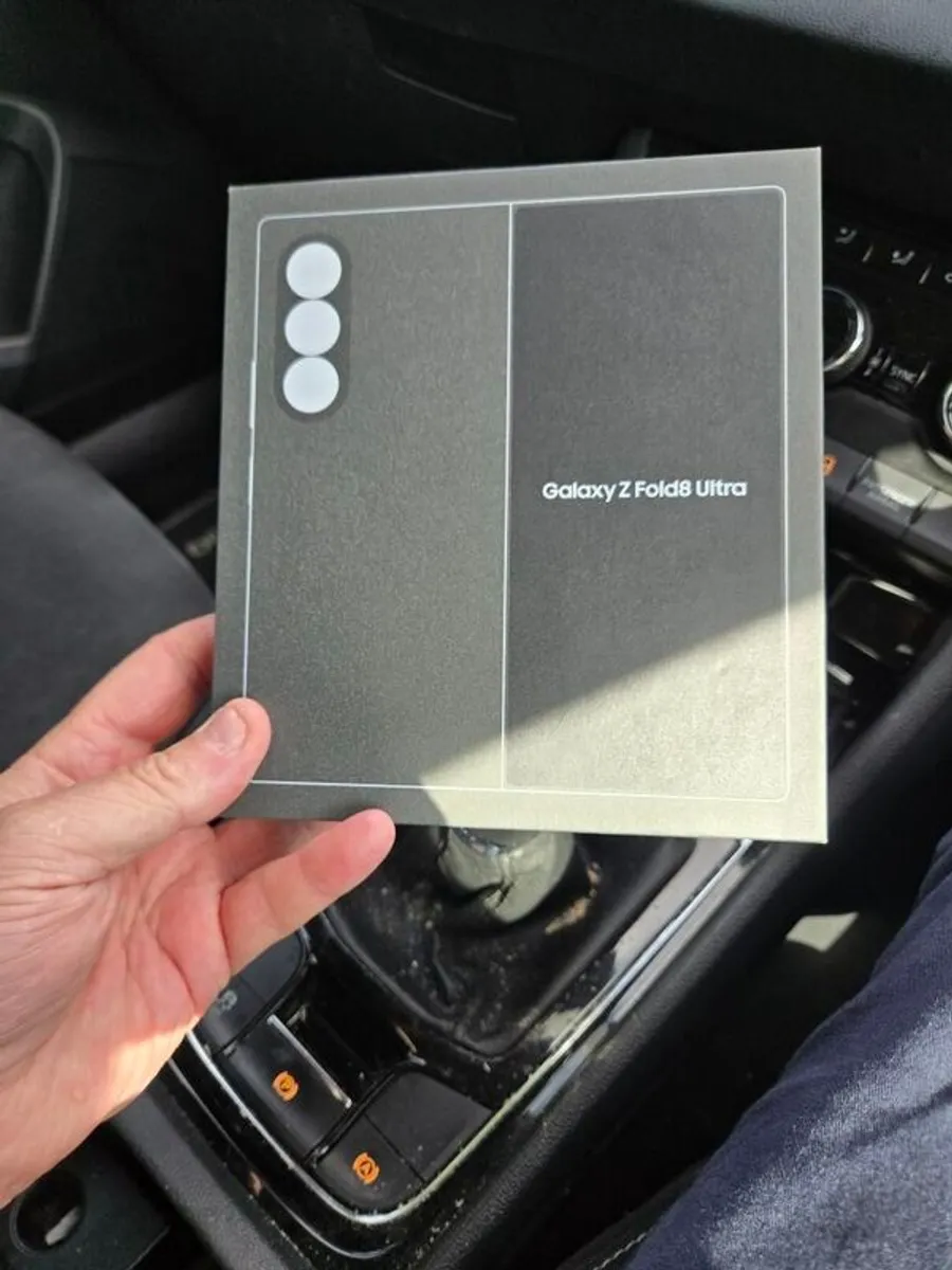 Samsung ZFold 8 Ultra 256 Graphite Sealed 2 Year Samsung Warranty upon Activation comes with Proof of Purchase - Image 1
