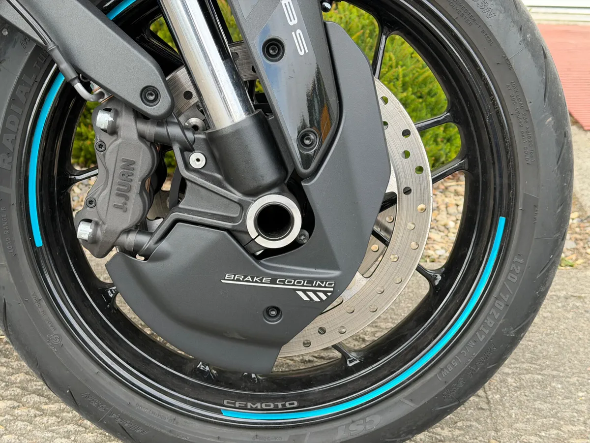 CFMOTO 675NK 2026 - Image 2