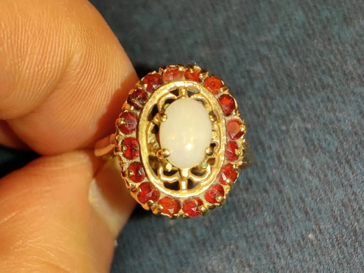 HUGE EDWARDIAN OPAL GARNET, 9CT Gold Dress Ring ! - Image 1