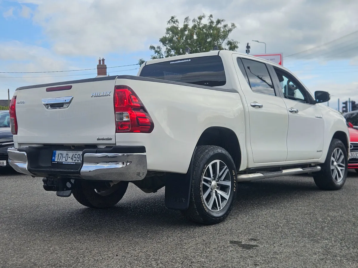 Toyota Hilux 2017 - Image 3