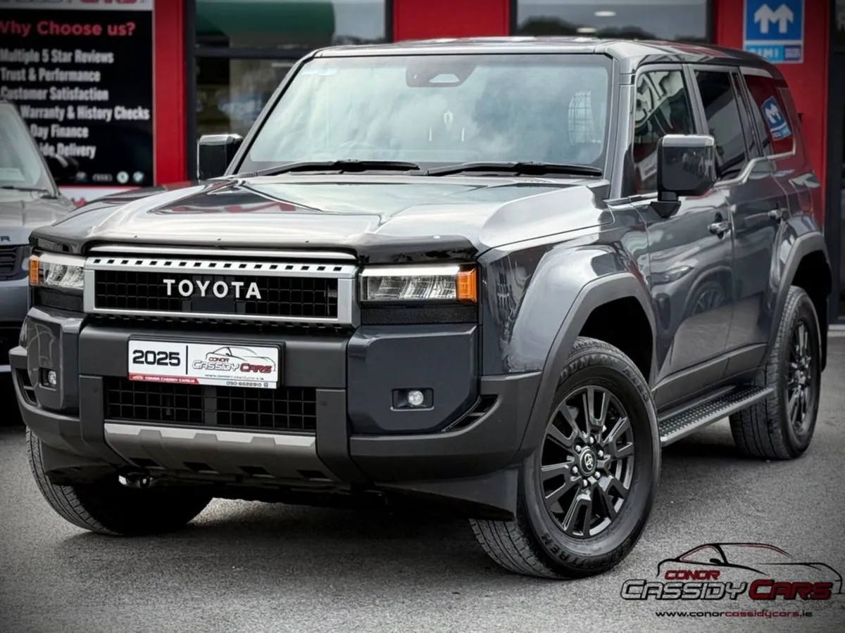 Toyota Land Cruiser LWB AUTO // SAME DAY FINANCE / - Image 1