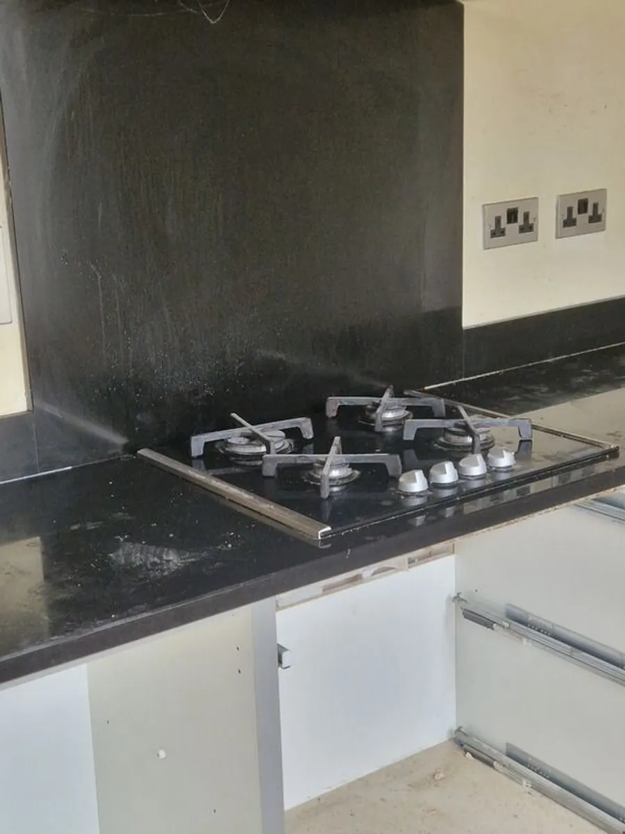 Marble counter top - Image 2