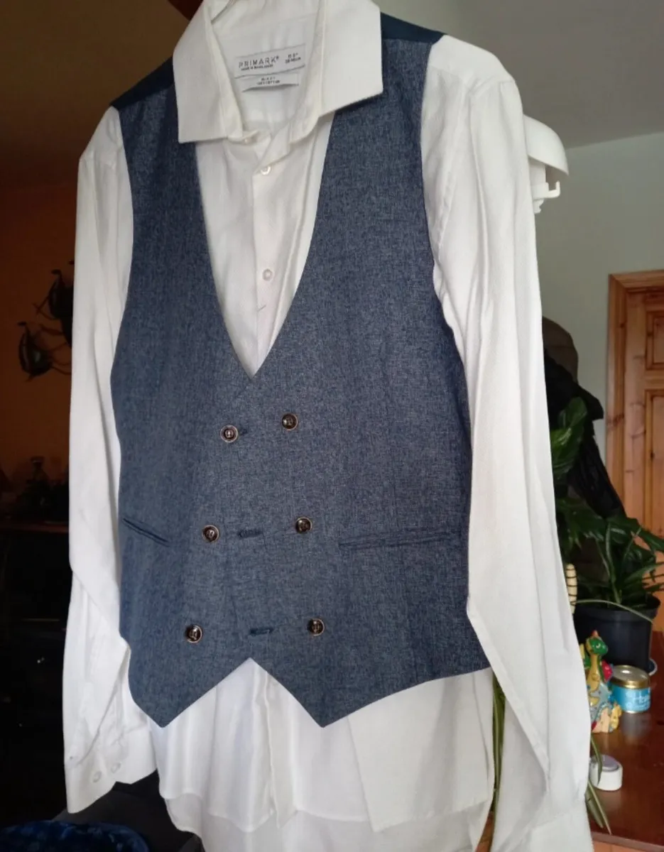 3 piece suit - Image 4