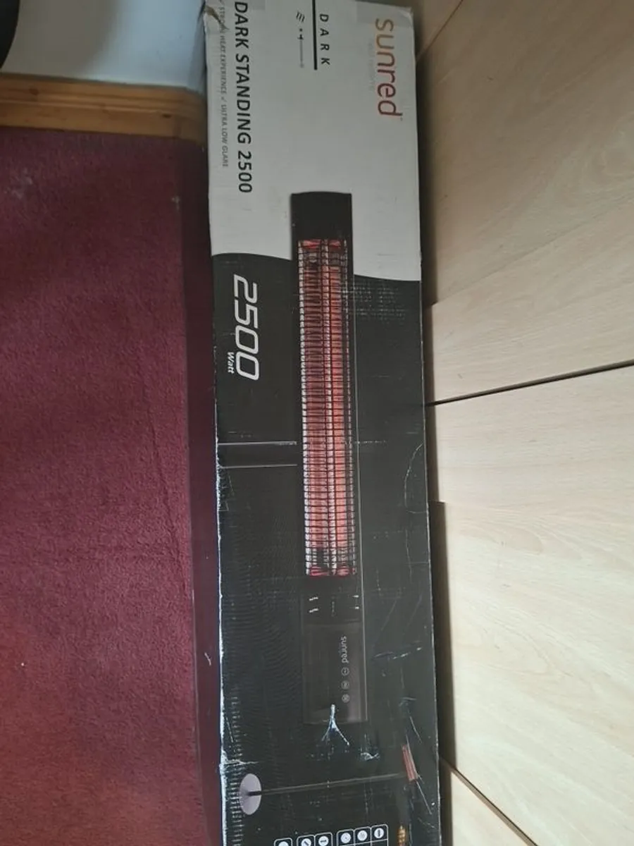 Sunred Dark Free Standing 2500 Outdoor Electric Heater - Image 3