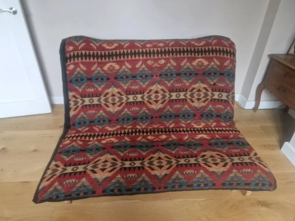 Futon - Image 1