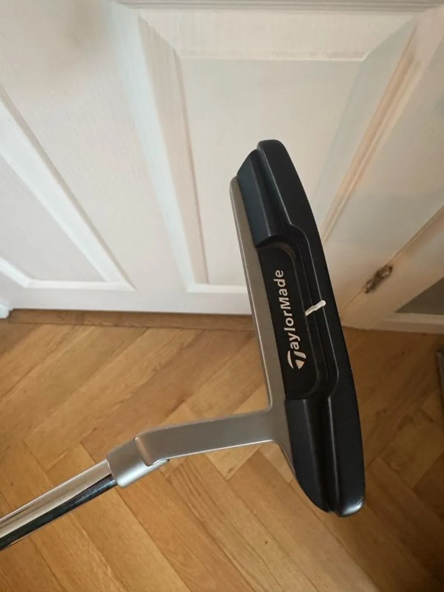 Taylormade system 2 Juno blade putter barely used - Image 1