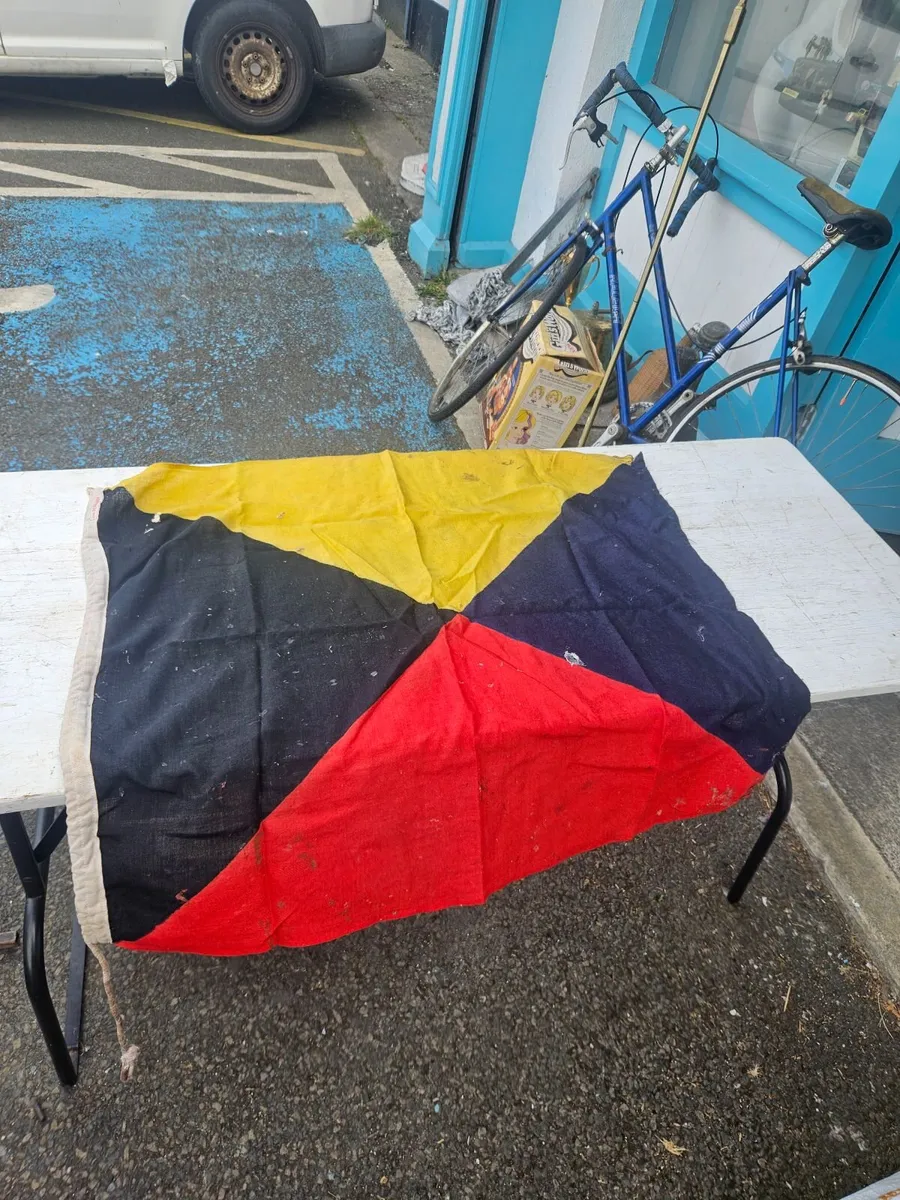 Vintage Ships Flag - Image 1