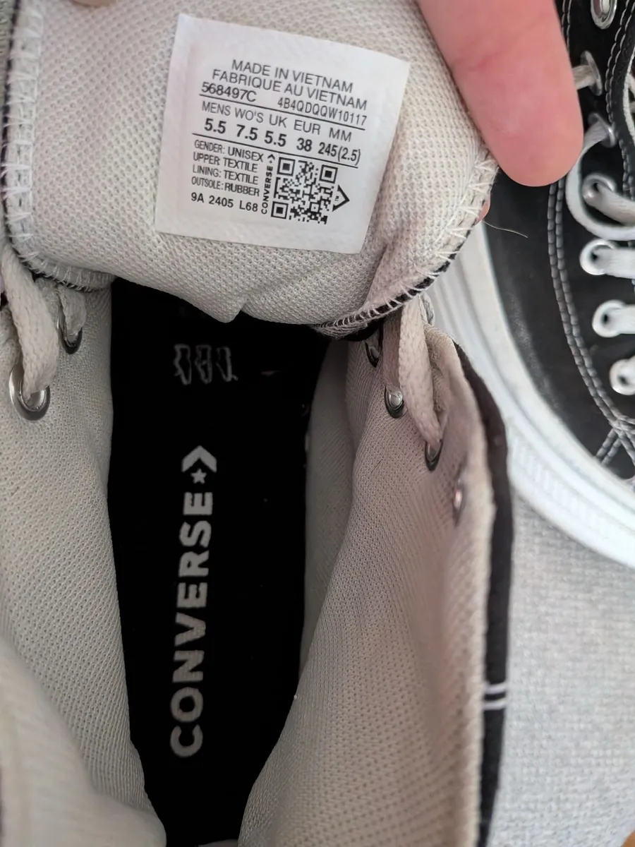 Black Converse, size 5.5 - Image 2