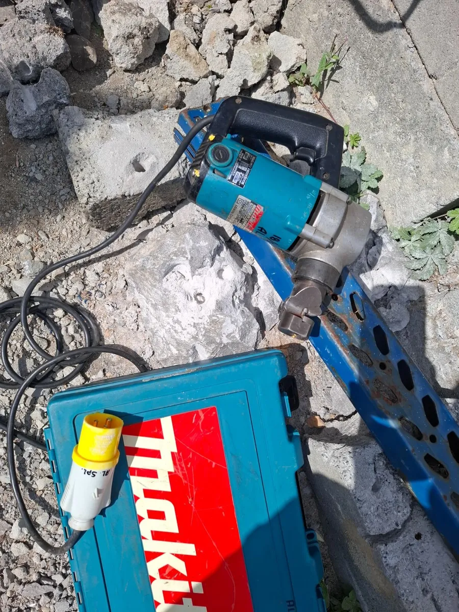 Makita nibbler - Image 1