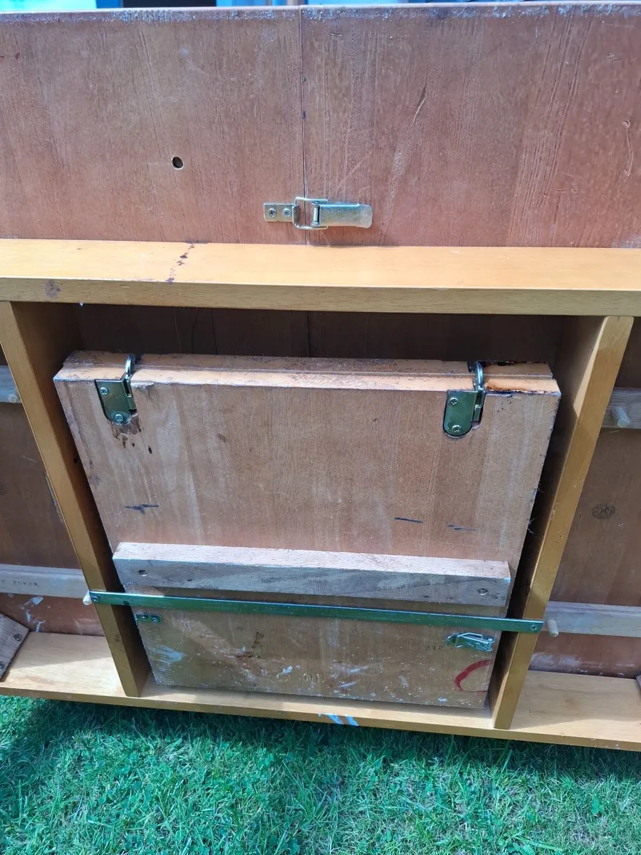 Folding table.  FREE!!! - Image 3