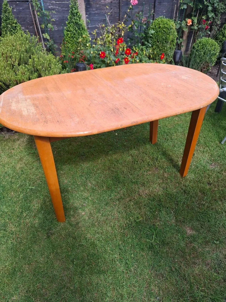 Folding table.  FREE!!! - Image 1