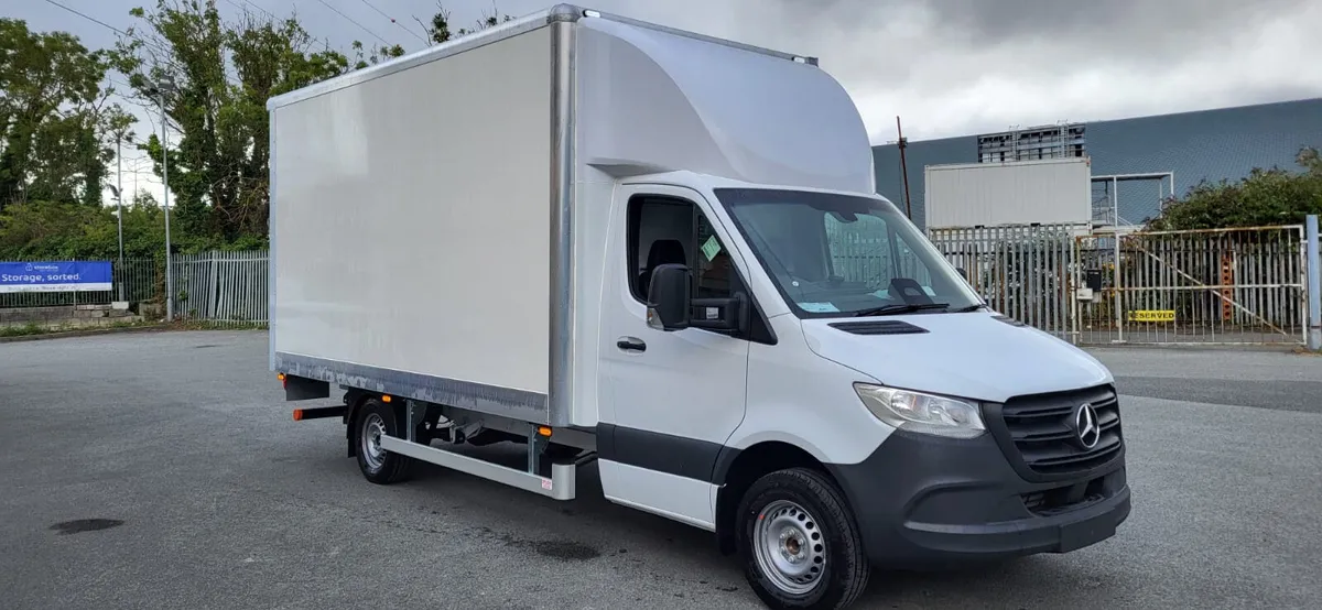 2026 MERCEDES SPRINTER 317 LUTON - Image 1