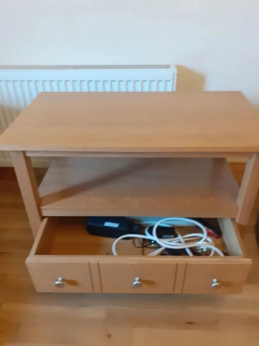 Collection only - Solid oak coffee table - Image 4