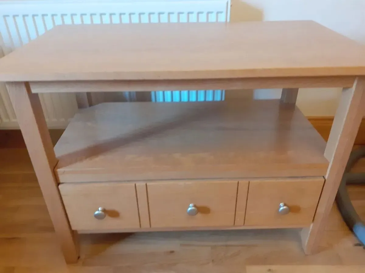 Collection only - Solid oak coffee table - Image 2