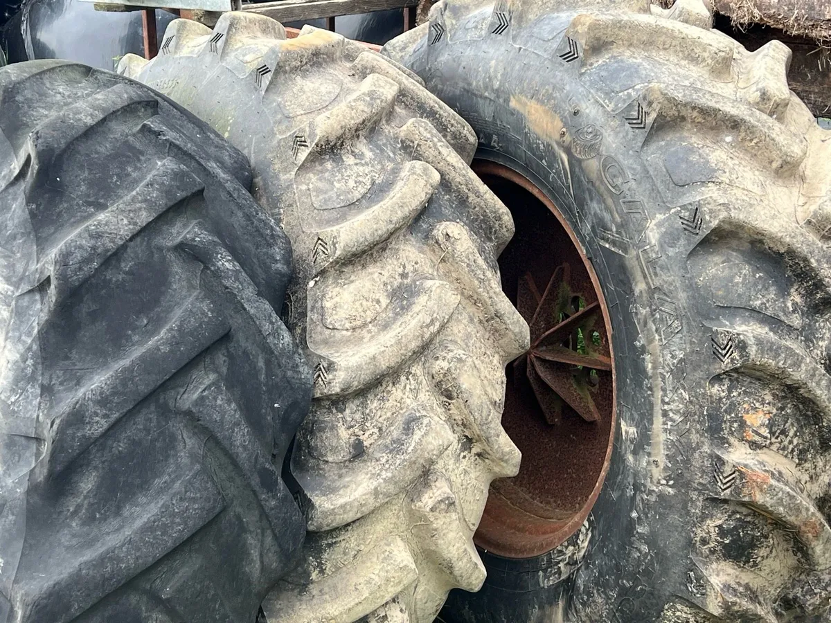 JCB 3c tyres - Image 4