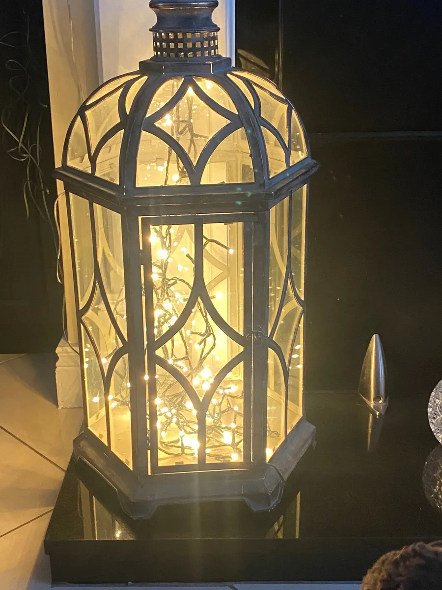 Gothic style Lantern - Image 2